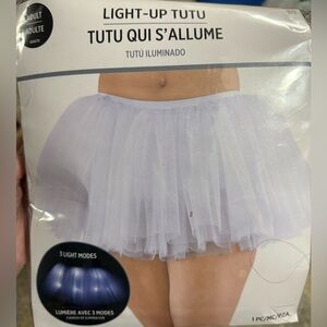 Amscan Adult Light-Up Tutu in White (One Size Fits Most) Party City NWT